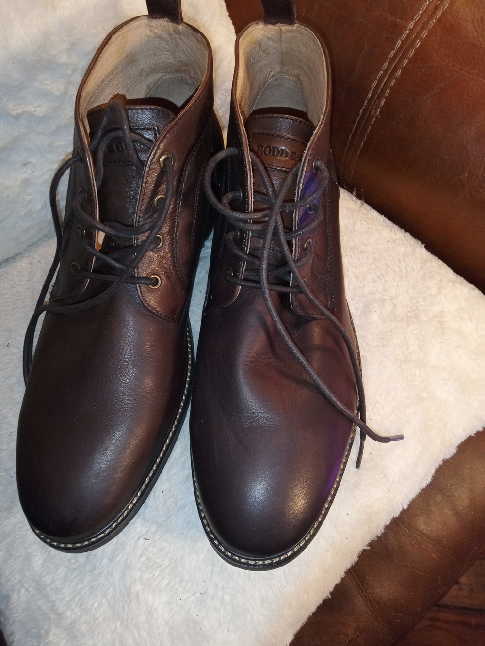 Rodd & Gunn Dark Brown Leather Chukka Boots